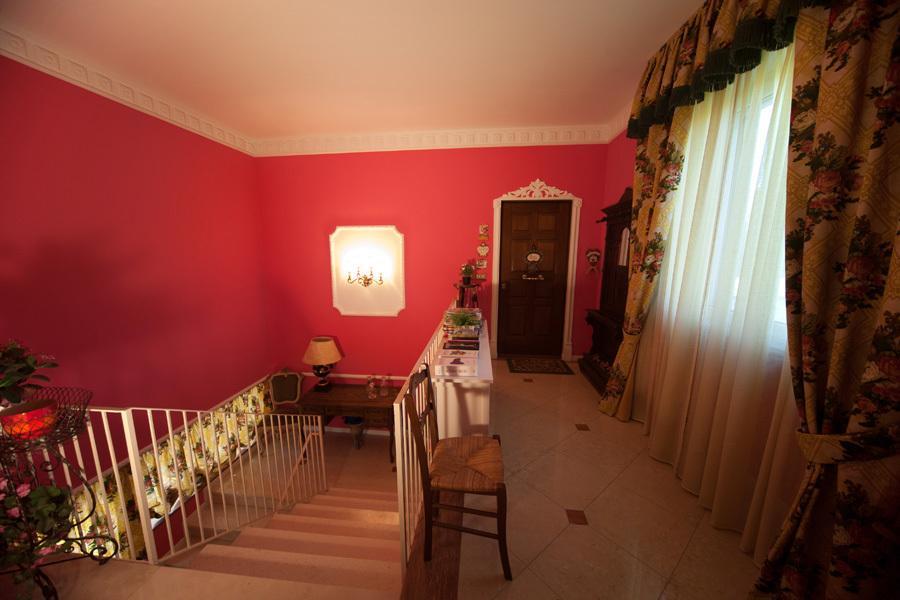Rose E Merletti Guest House Sasso Feltrio Exterior foto